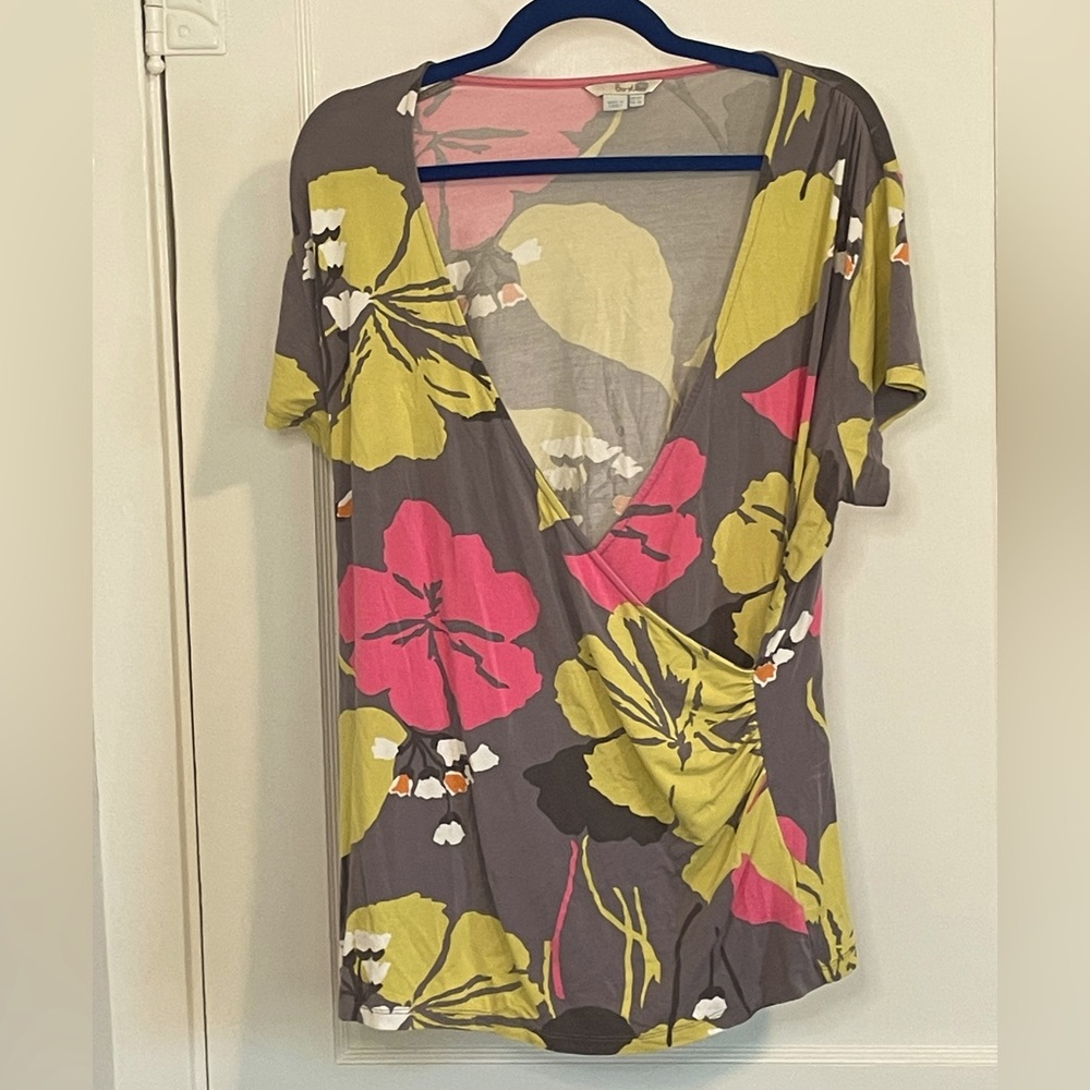 Boden Wrap Tshirt 16